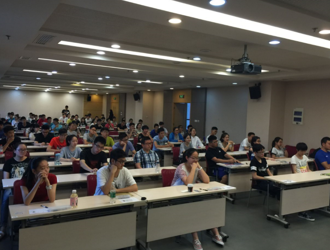 德国高中生留学项目学生准备考试